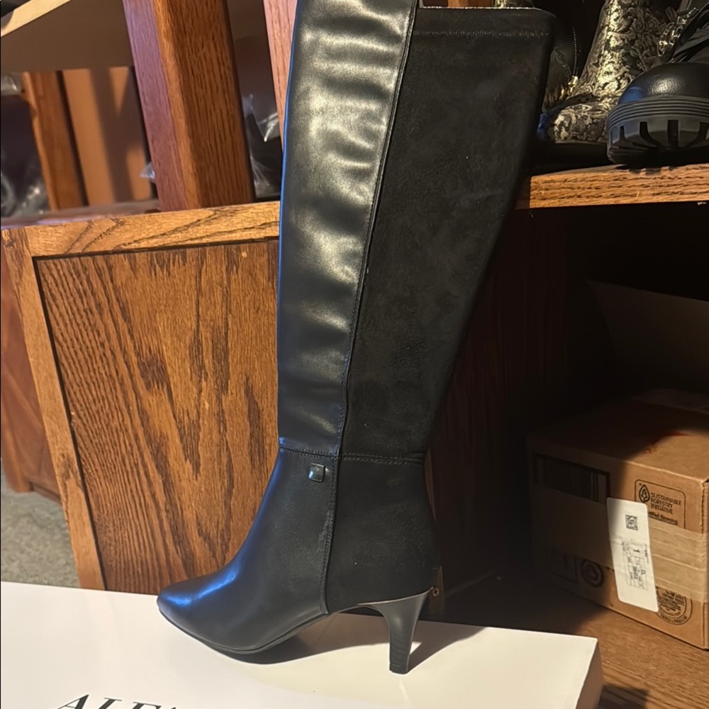 Alfani Black Heeled Boots with Sleek Design